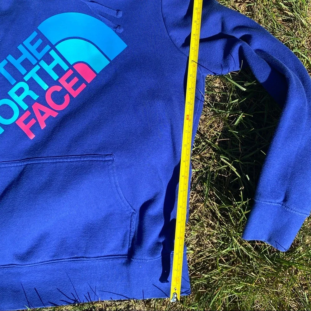 The North Face Sweatshirt - Picture 4 of 5